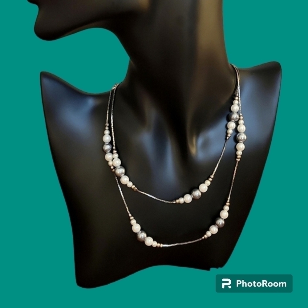 Vtg White Gray Pearl Chain Beaded Station Necklace